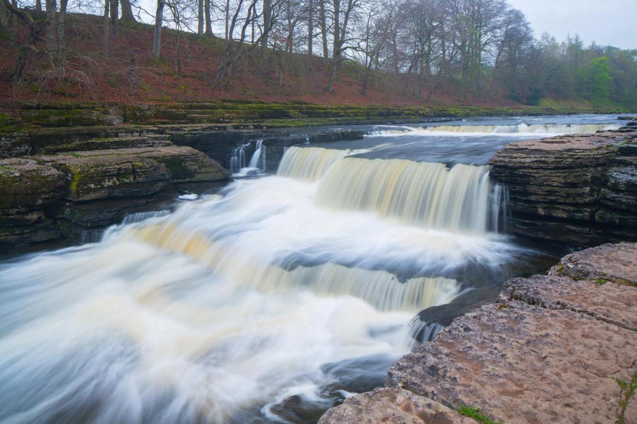 Aysgarth Falls Hotel & Restaurant Esterno foto