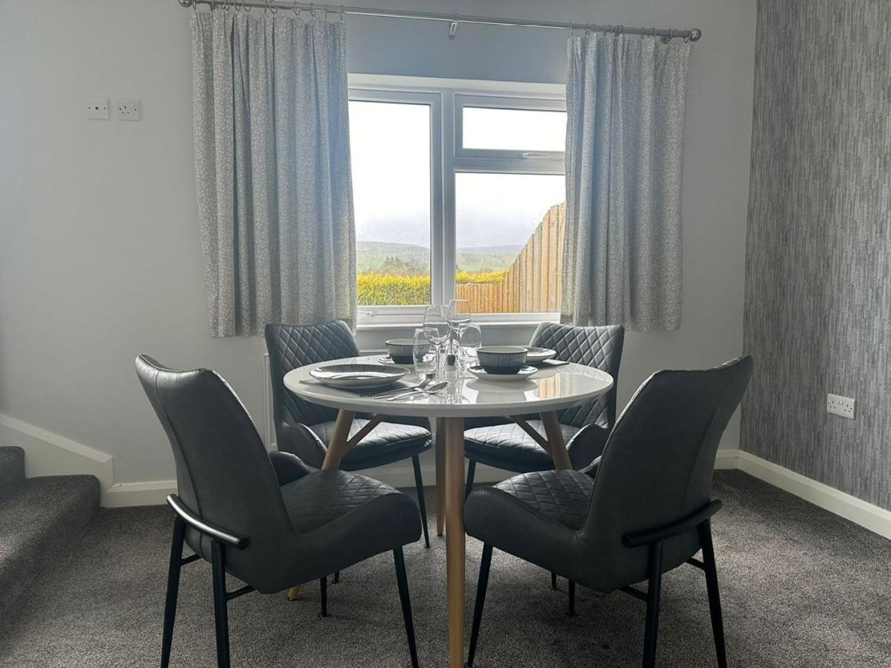 Aysgarth Falls Hotel & Restaurant Esterno foto